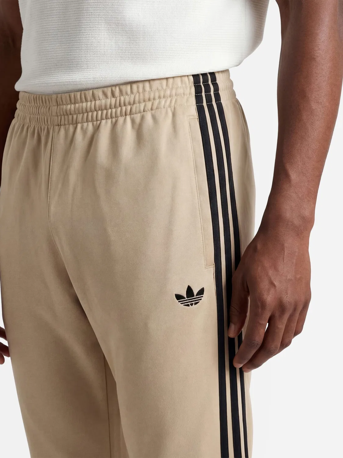 Штаны спортивные свободного кроя Adidas originals, бежевый черный — фото 4