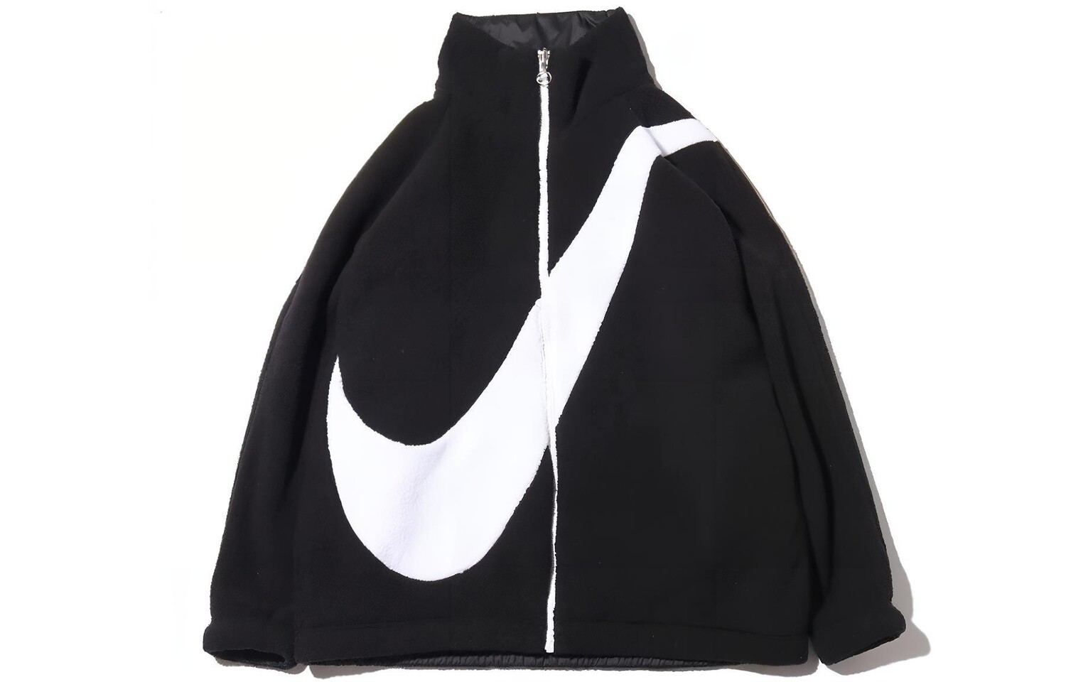 

Бархатная куртка женская Nike