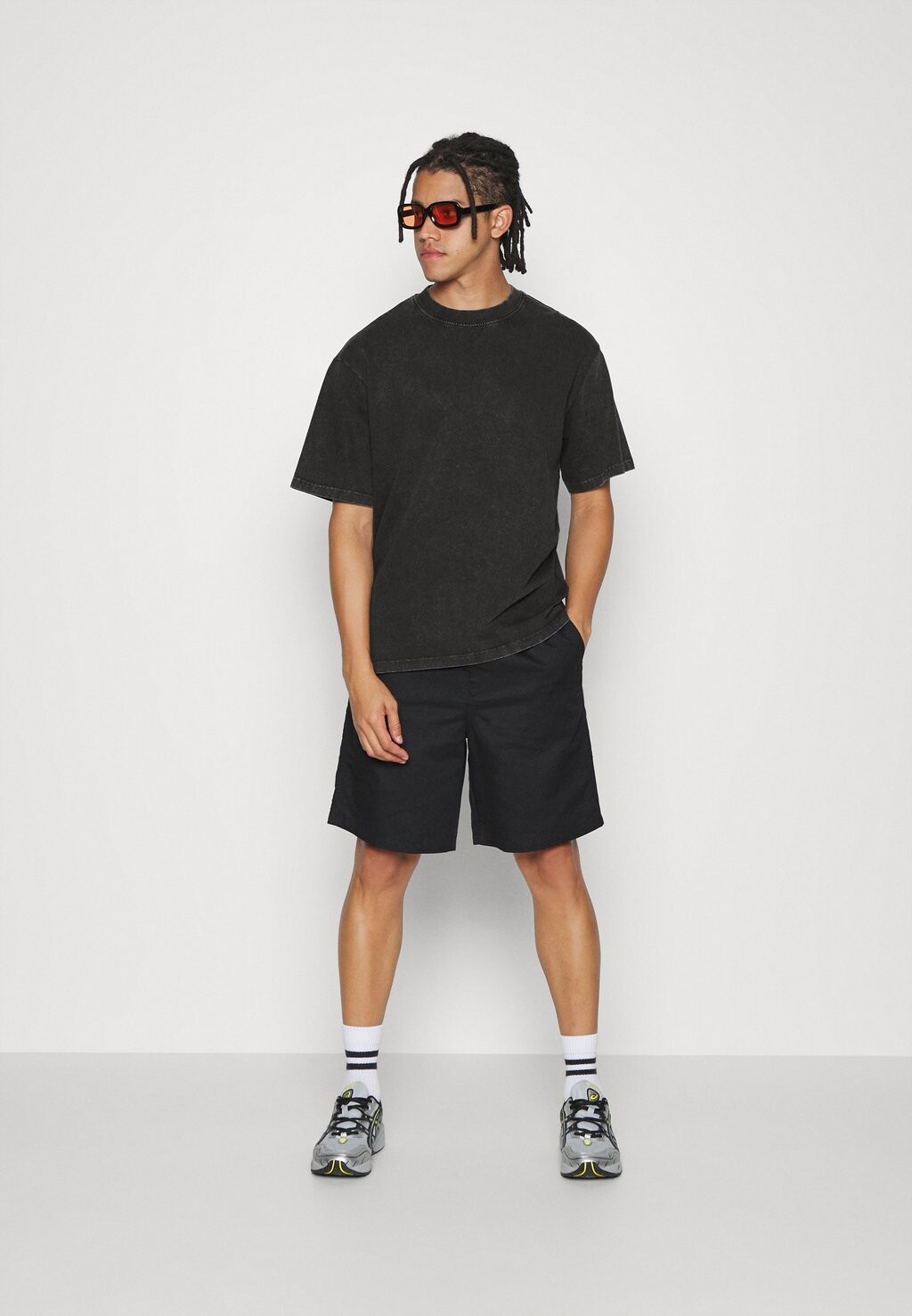 

Базовая футболка ФУТБОЛКА УНИСЕКС Redefined Rebel, черная, Черный, Базовая футболка ФУТБОЛКА УНИСЕКС Redefined Rebel, черная