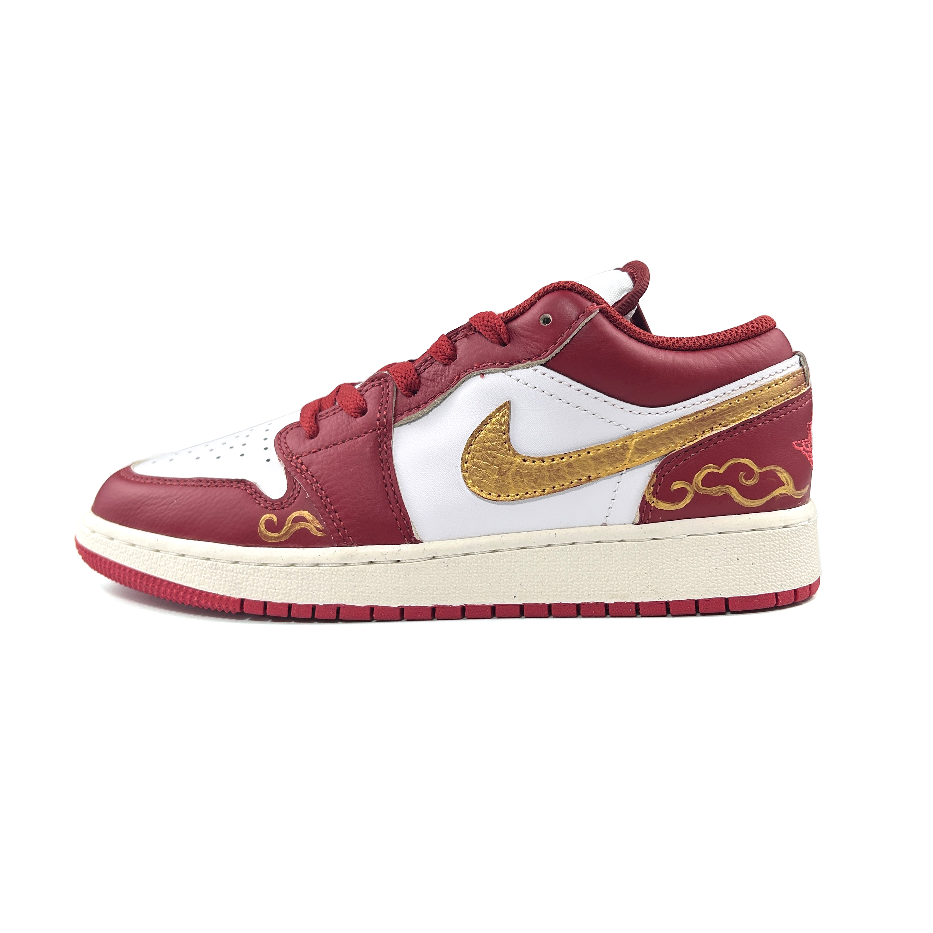

Баскетбольные кроссовки Air 1 Lightweight Shock Absorbers Low Top для детей и подростков Jordan, красный