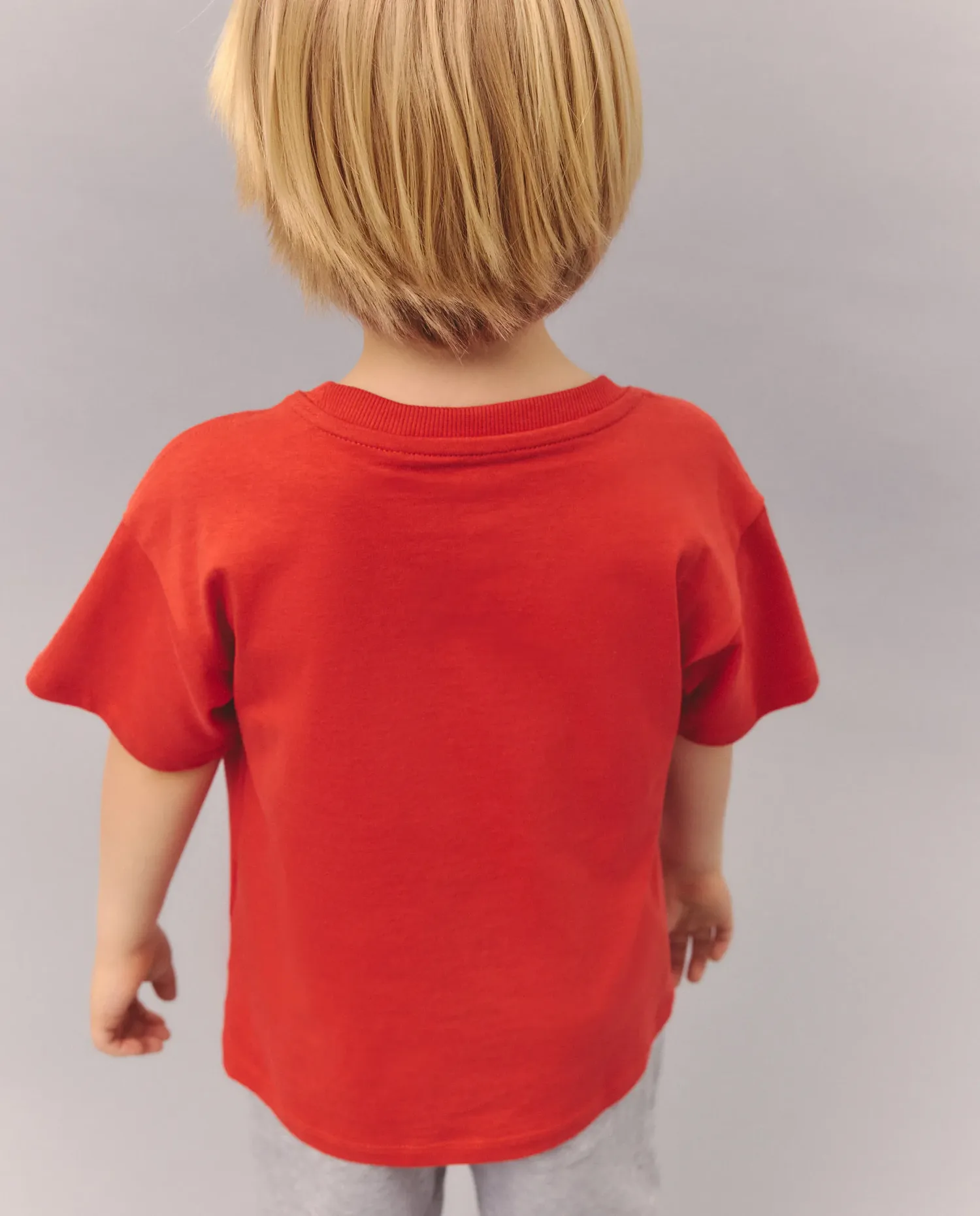 Базовая детская футболка с коротким рукавом и фантазийным рисунком Kids El Corte Inglés, красный — фото 3