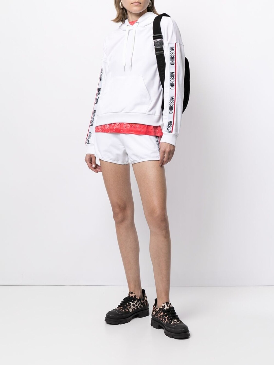 

Moschino худи с кулиской и логотипом, белый