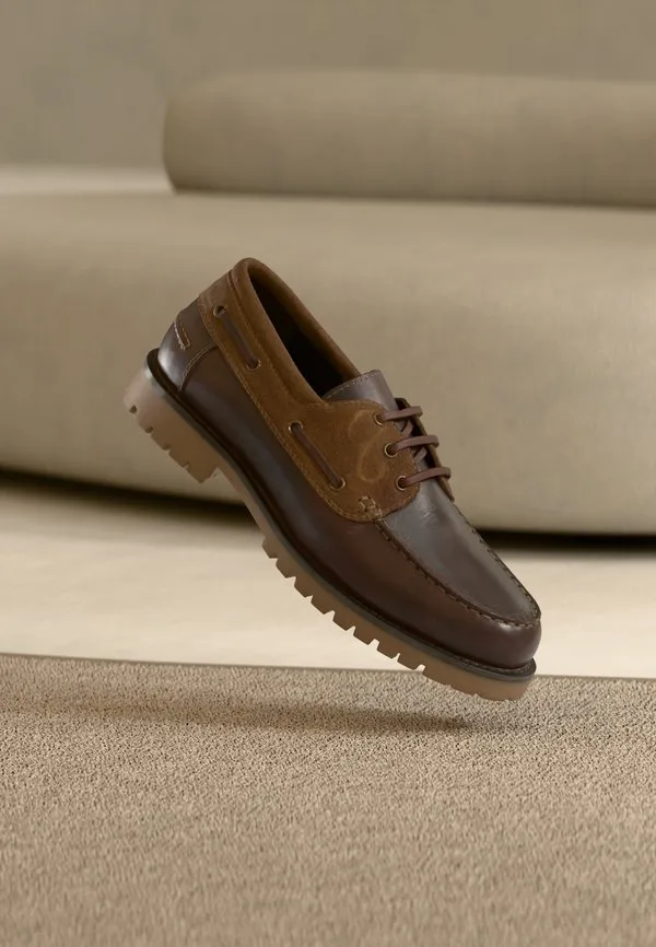 Кожаные лодочные туфли Pier One, Dark Brown