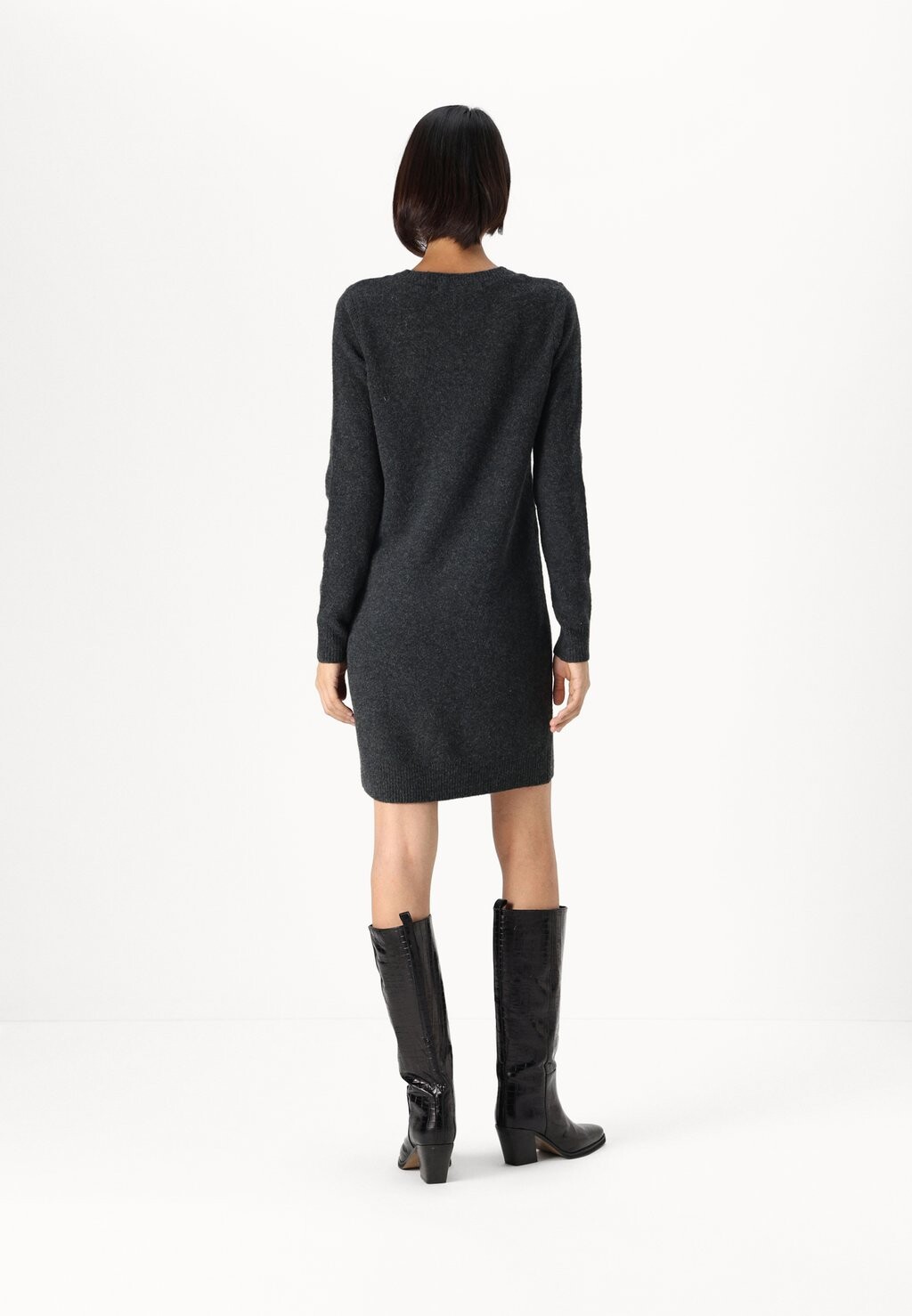 

Платье-джемпер VMBOOM O-NECK DRESS Vero Moda Tall, белый