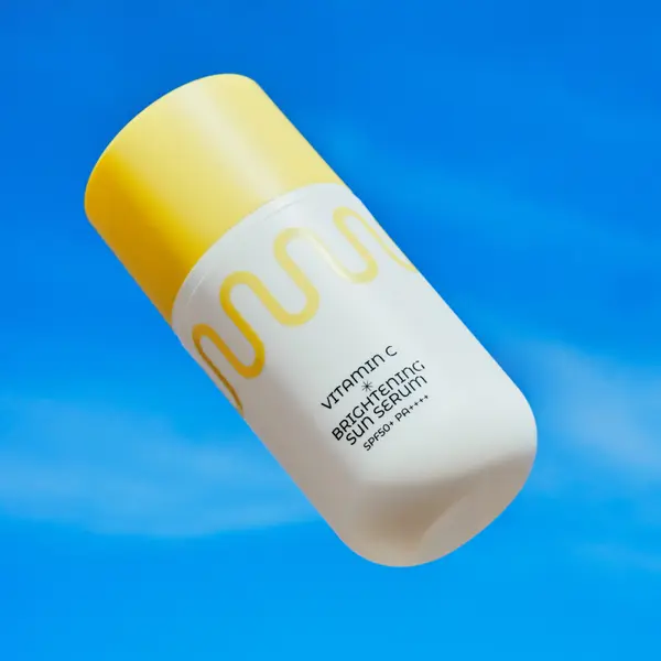Осветляющая солнцезащитная сыворотка с витамином С Spf 50+ Pa++++, 51 мл Commonlabs Vitamin c — фото 4