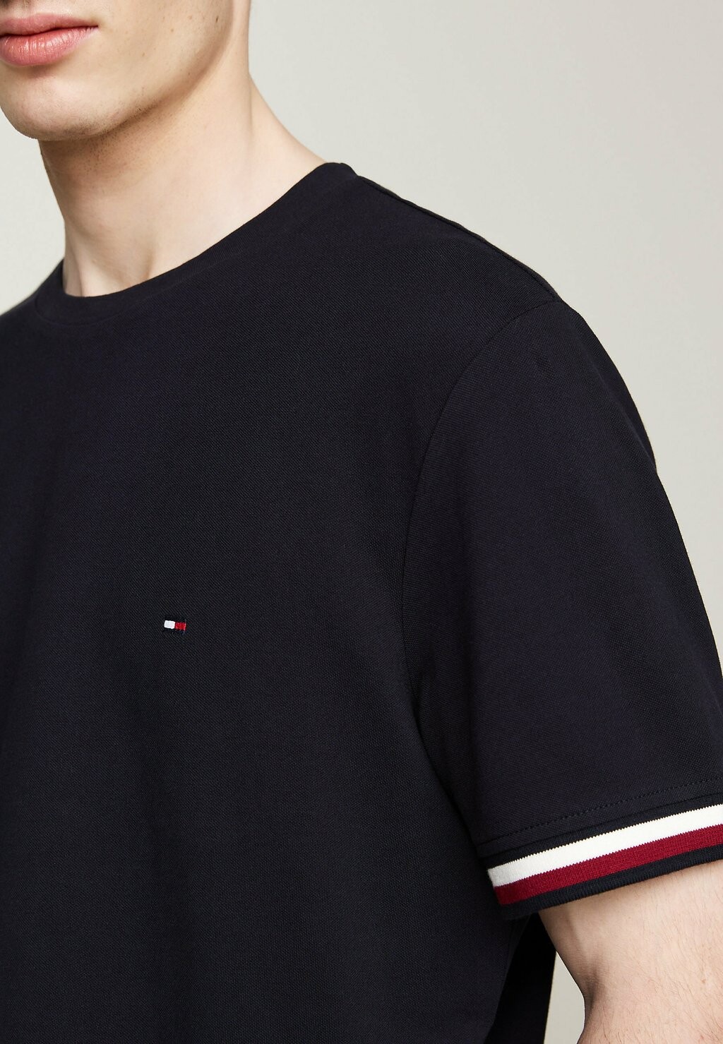 

Футболка с принтом GLOBAL STRIPE CUFF Tommy Hilfiger, темно-синий
