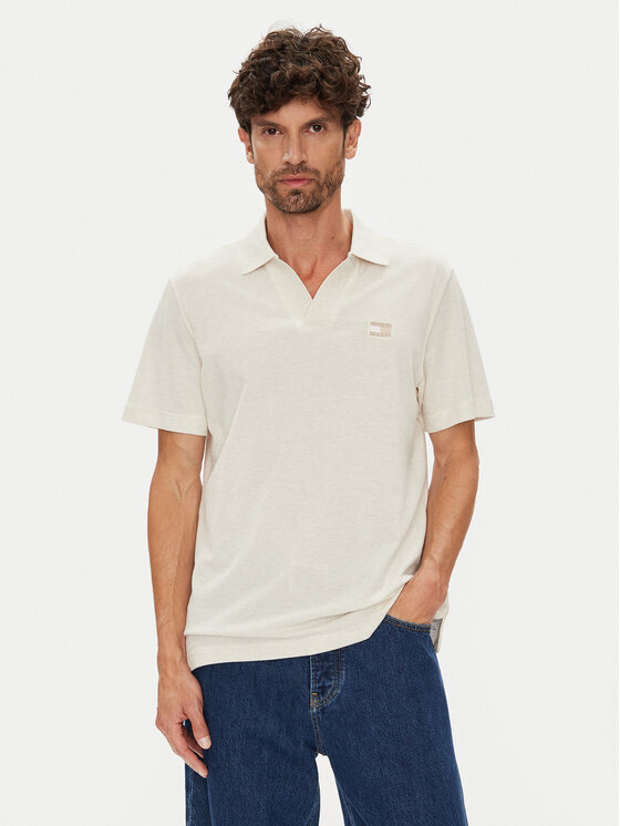 

Поло regular fit Skipper DM0DM21657 Tommy Jeans, бежевый