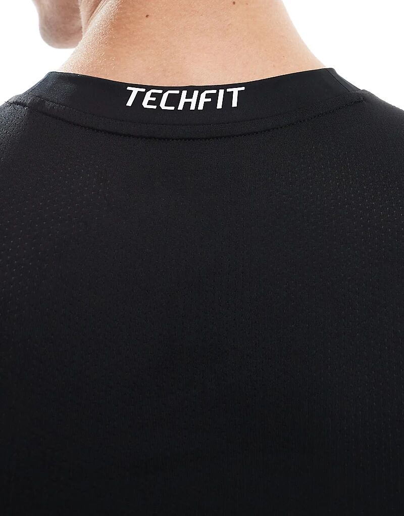 Базовый слой футболка adidas Training Tech Fit черного цвета adidas performance — фото 3