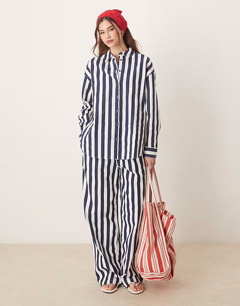 

Брюки ASOS DESIGN из льняного материала с застежкой-молнией в темно-синюю полоску