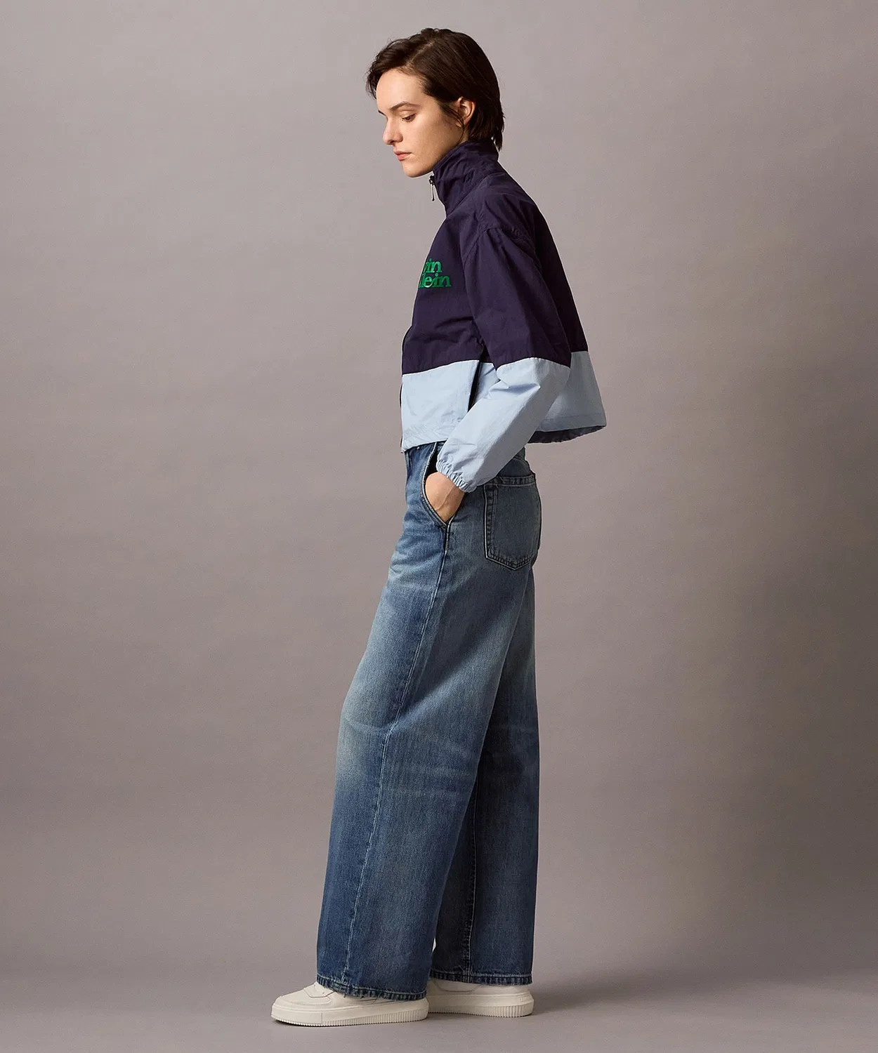 Куртка Calvin Klein Jeans из нейлона, цвет блок, синяя — фото 4