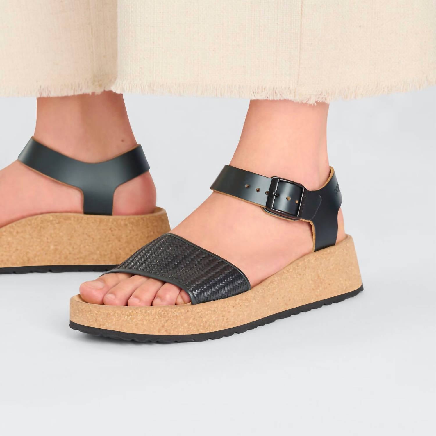 Женские сандалии Glenda из рафии и кожи - средний/узкий размер, черные Birkenstock — фото 4