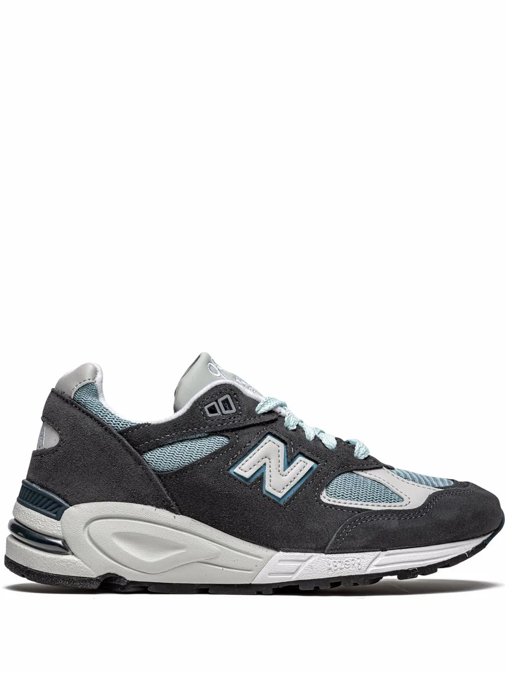

Кроссовки 990V2 из коллаборации с Kith NEW BALANCE, черный