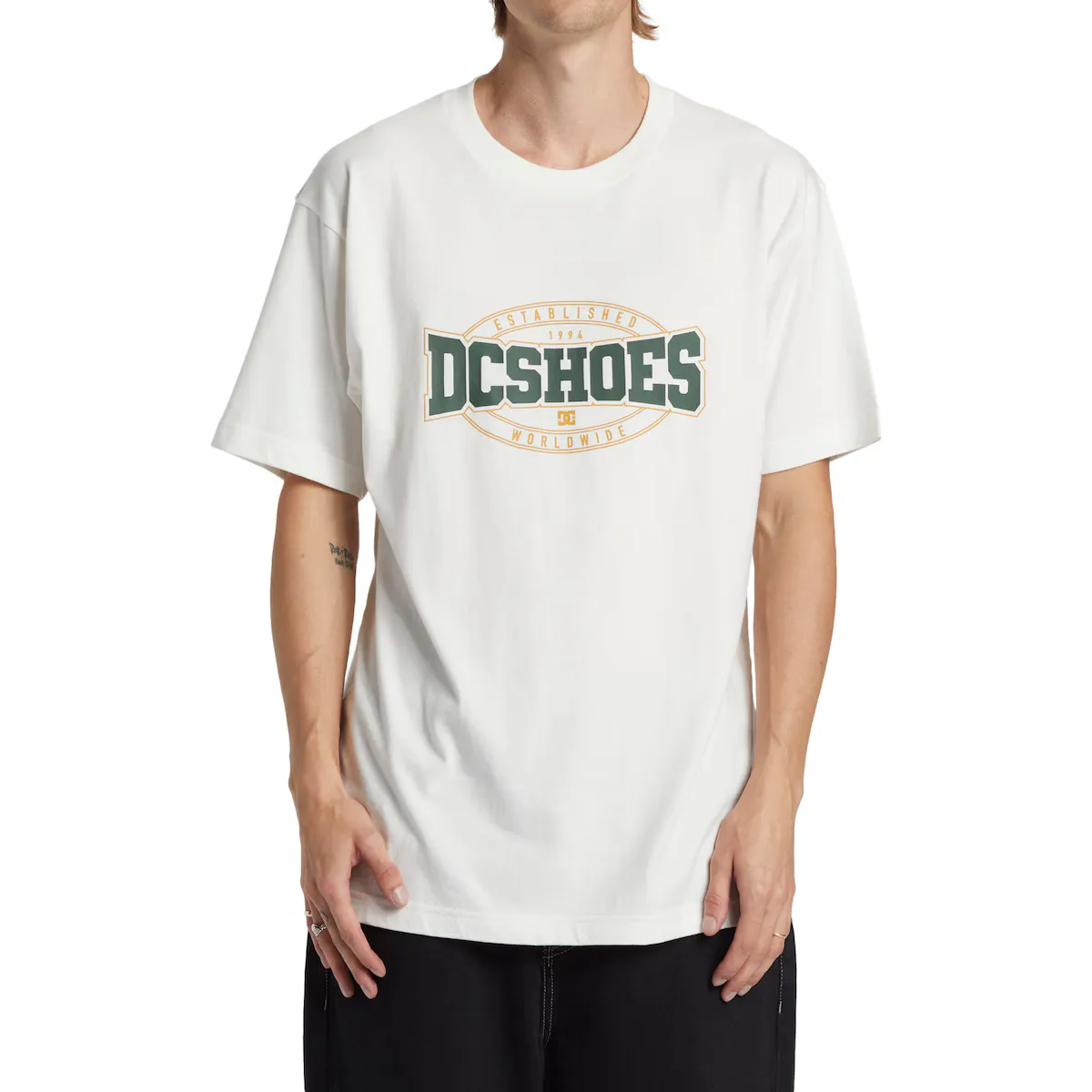 

Мужская выдающаяся обувь DC Футболка DC Shoes, белый