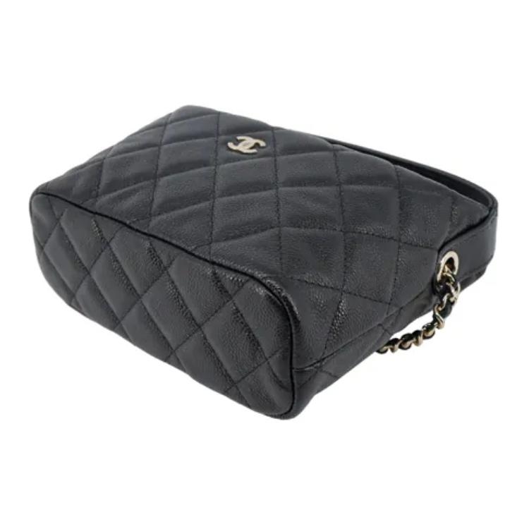CHANEL Женская сумка из телячьей кожи черная — фото 4