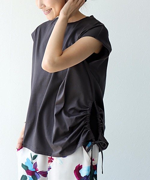 

Топ асимметричный с французскими рукавами Drost Jines, угольно-серый