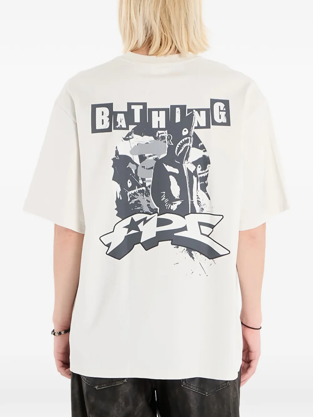 Футболка с логотипом в стиле граффити A Bathing Ape, нейтральный — фото 3