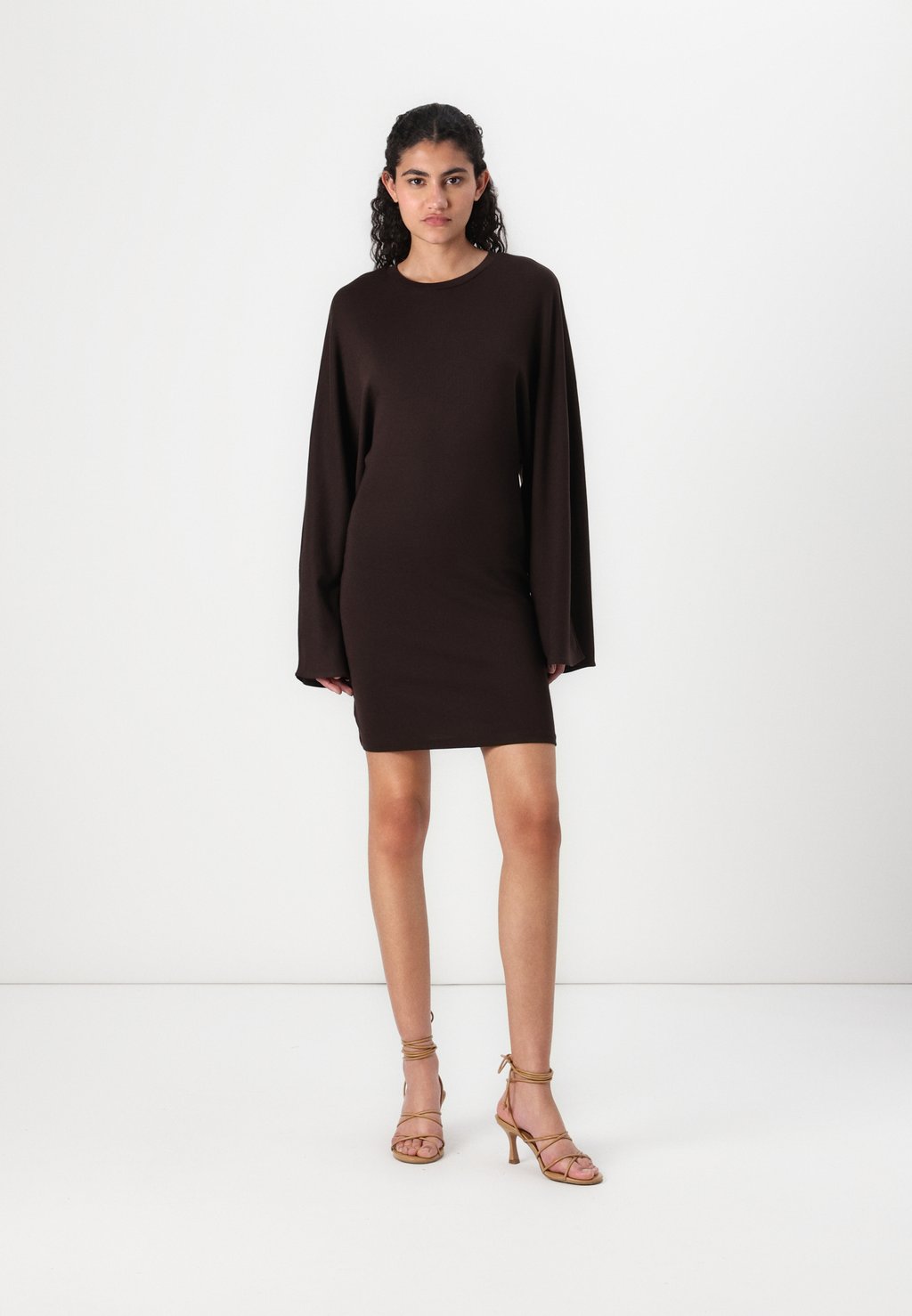 

Повседневное платье WIDE SLEEVE DRESS Gina Tricot, коричневый