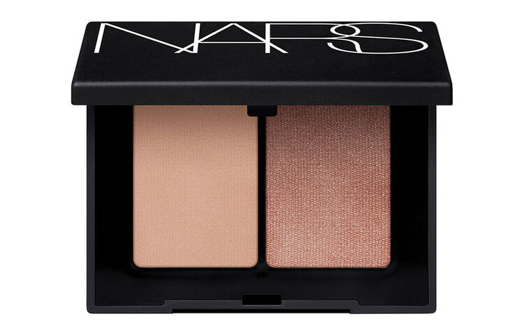 

Двухцветные тени для век Natural No Transfer Adherent Eye Enhancing 2,2 г NARS