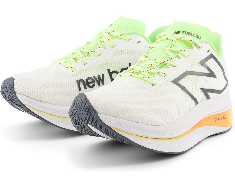 

Кроссовки New Balance FuelCell SuperComp Trainer v2, белый