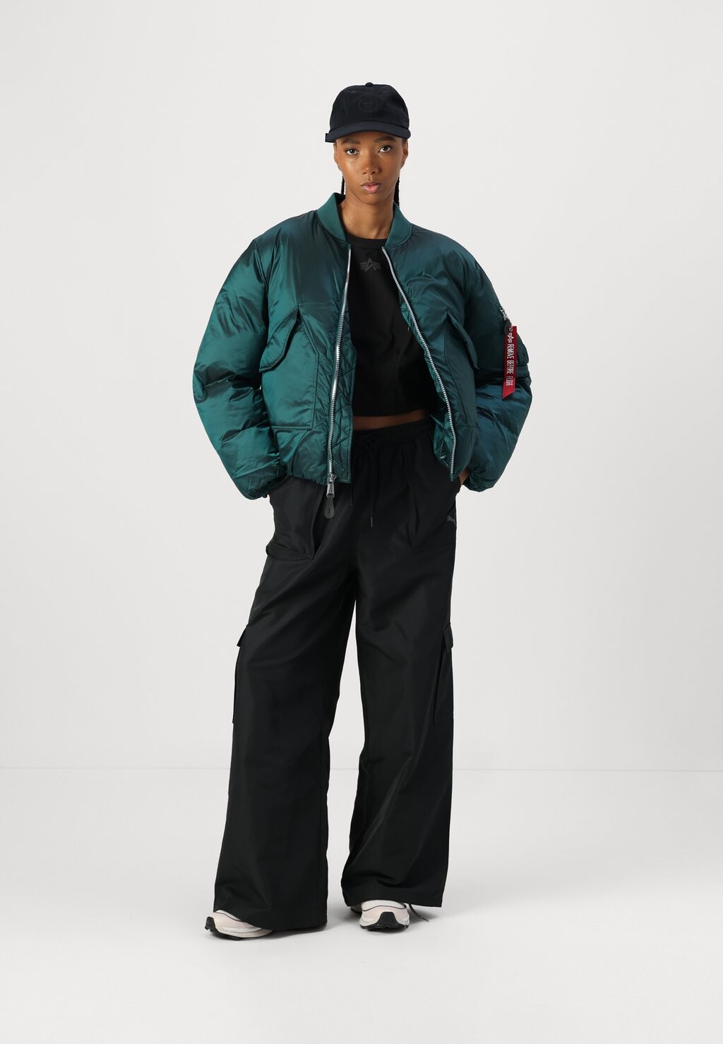 

Куртка-бомбер Alpha Industries, бирюзовый