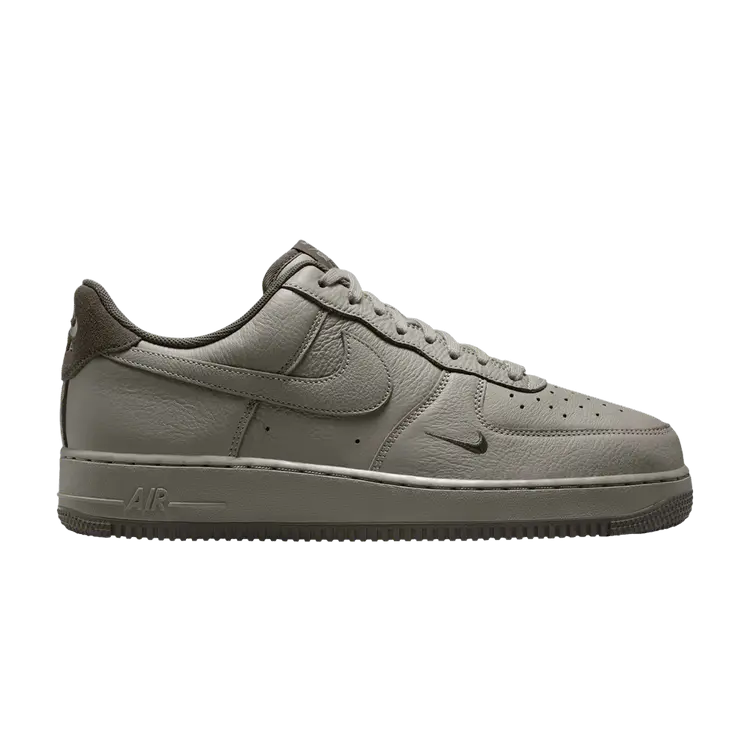 

Кроссовки Nike Air Force 1 07 LV8Mini Swoosh Pack - Light Army, зеленый