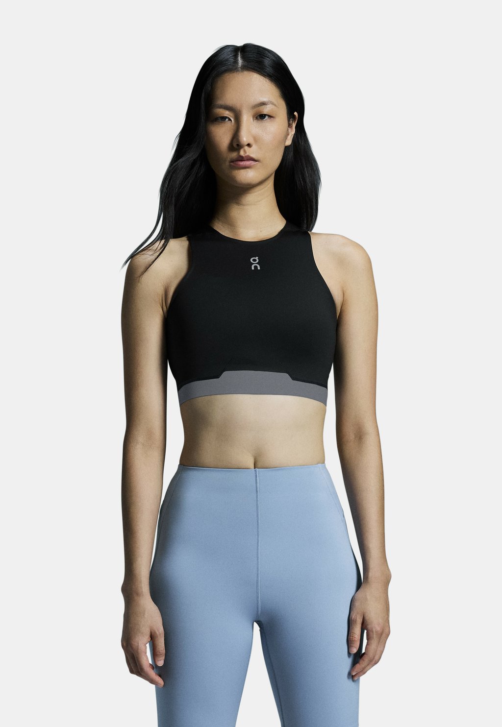 

Топ ACTIVE 2-IN-1 CROP On, черный