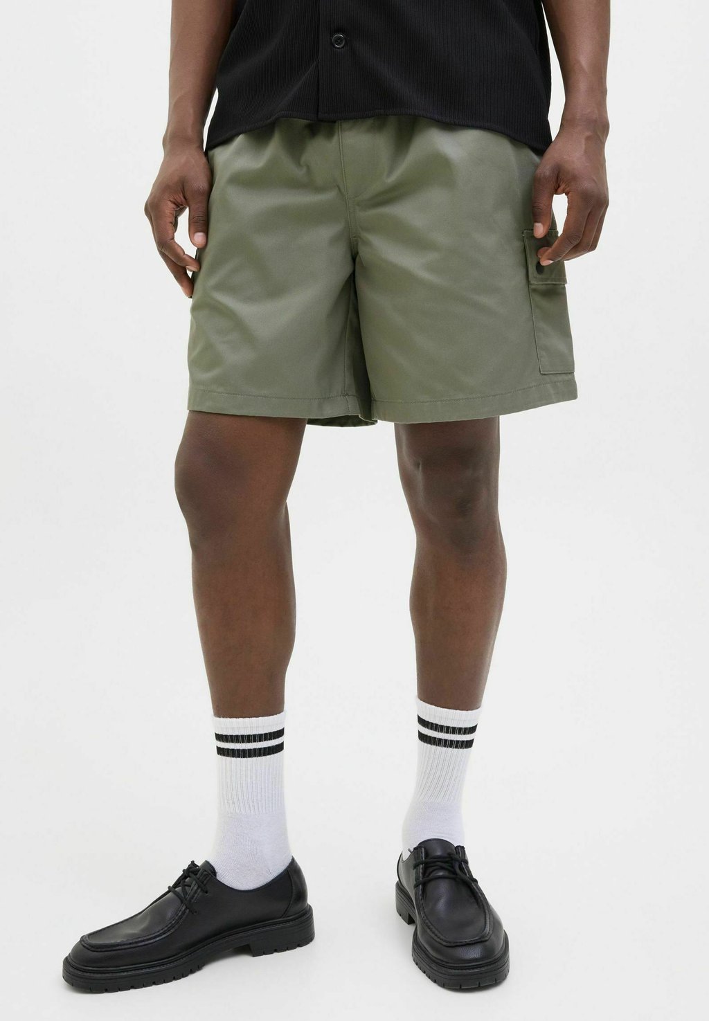 

Шорты WIDE LEG FIT Jack & Jones, зеленый