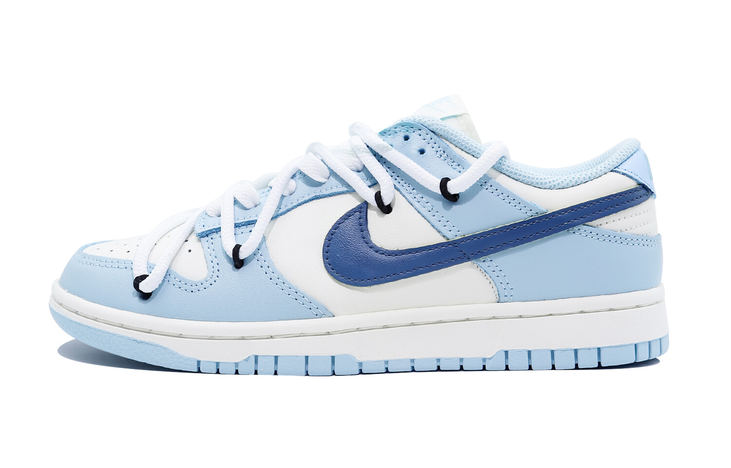 

Женские кроссовки для скейтбординга Nike Dunk, White/Blue