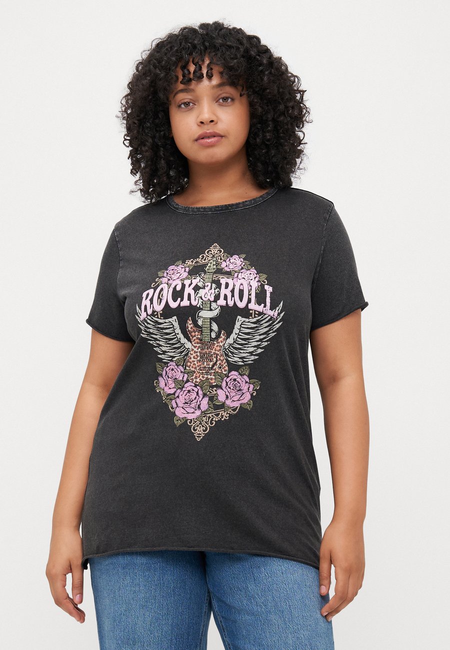 

Футболка ONLY Carmakoma CARLUCY LIFE REG JRS NOOS, Black