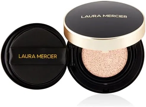 Тональное средство Laura Mercier Flores Lumiere Radiance Perfecting Cushion, 15 г, оттенок 0W1 CREAM IVORY — фото 2