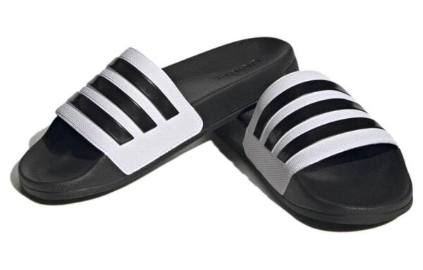 Тапочки оригинальные adilette душевые слайды Adidas, белый — фото 3
