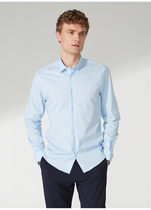 

Классическая однотонная мужская рубашка с рубашечным воротником Slim Fit People By Fabrika