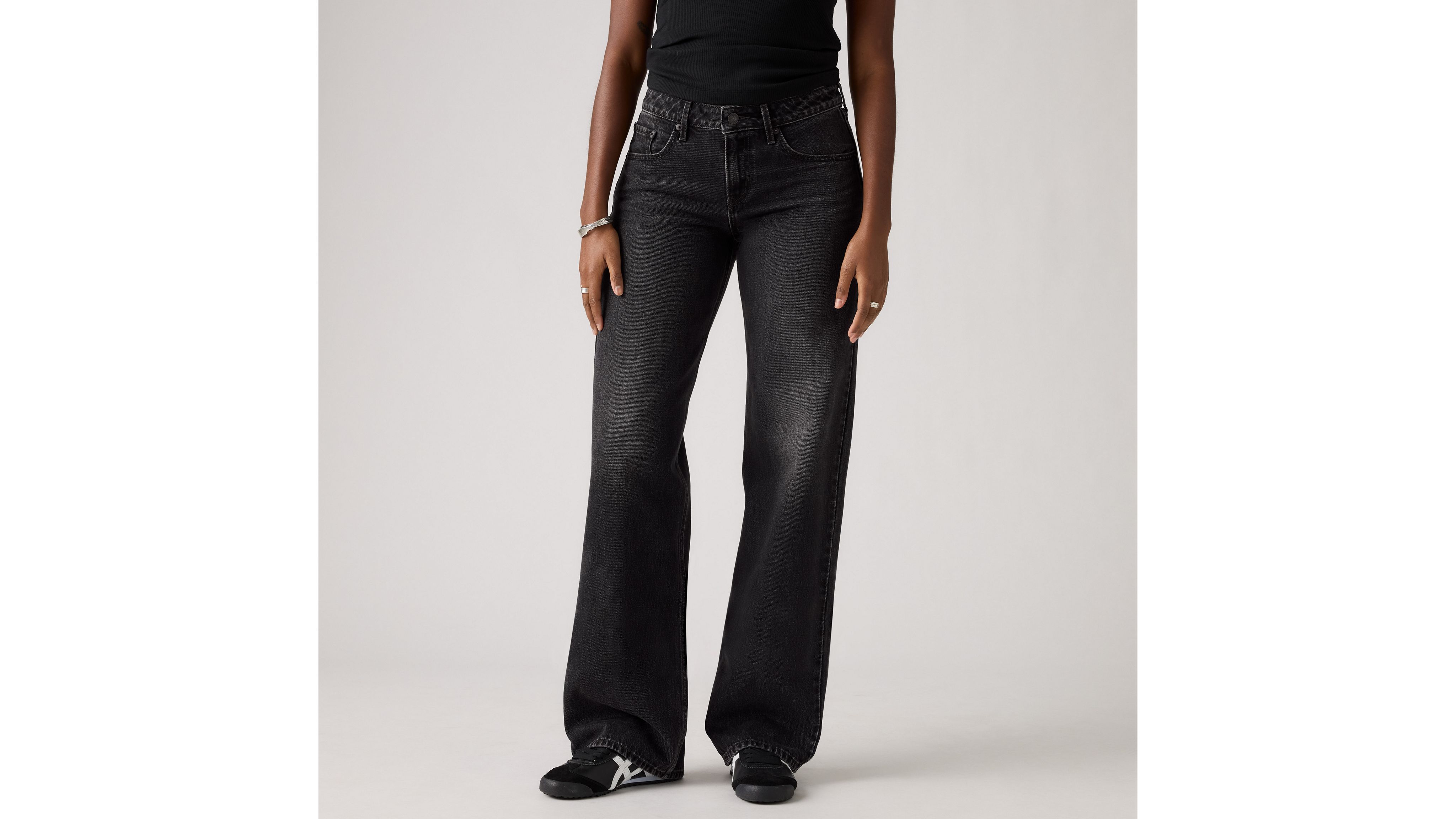 Джинсы женские низкие свободные Levi's, Tech Storm - Black — фото 2