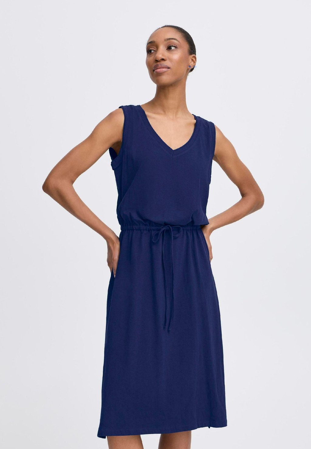 

Платье из джерси BYPANDINNA b.young by Zalando, синий