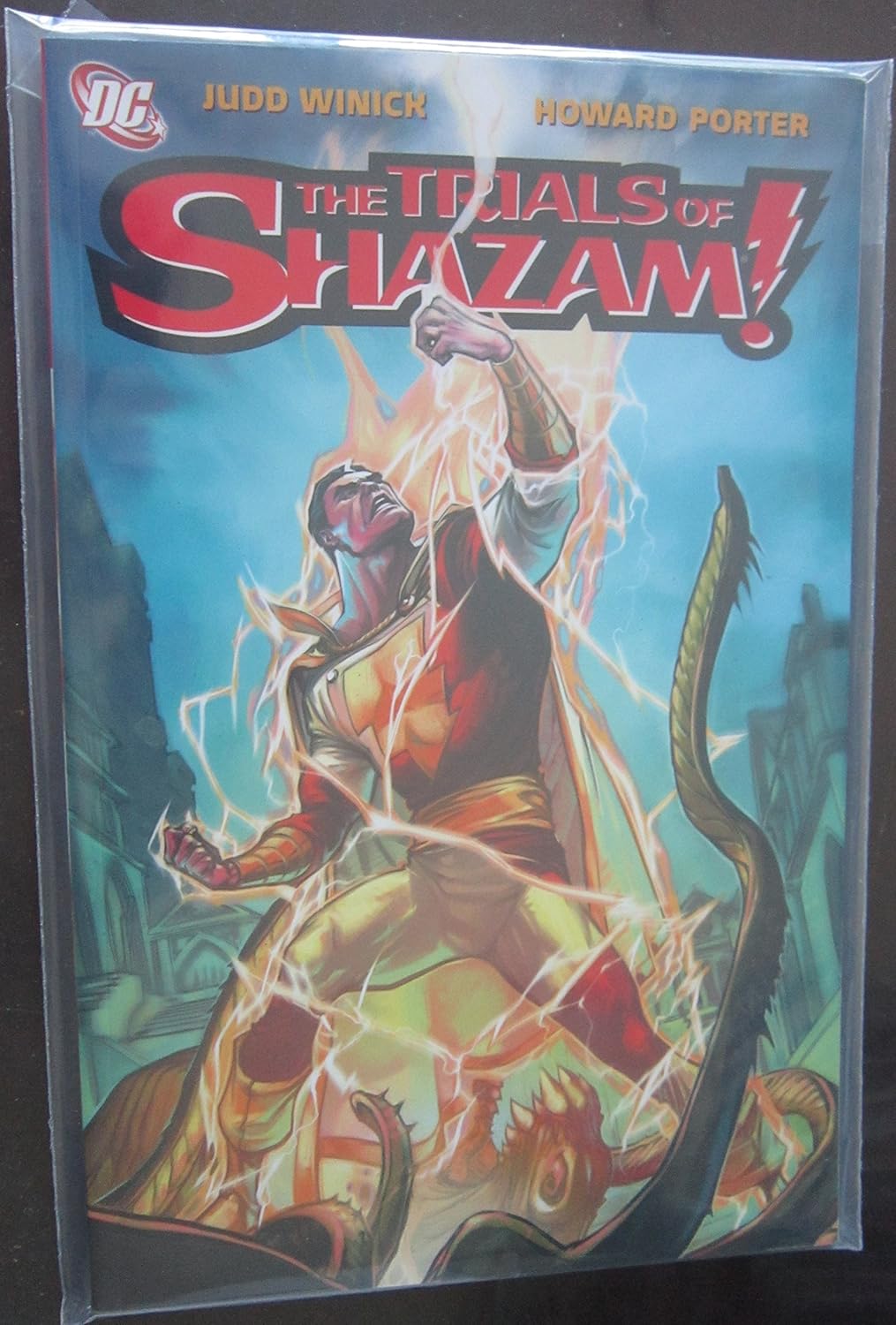 

Trials of Shazam: VOL 01 (DC Comics)