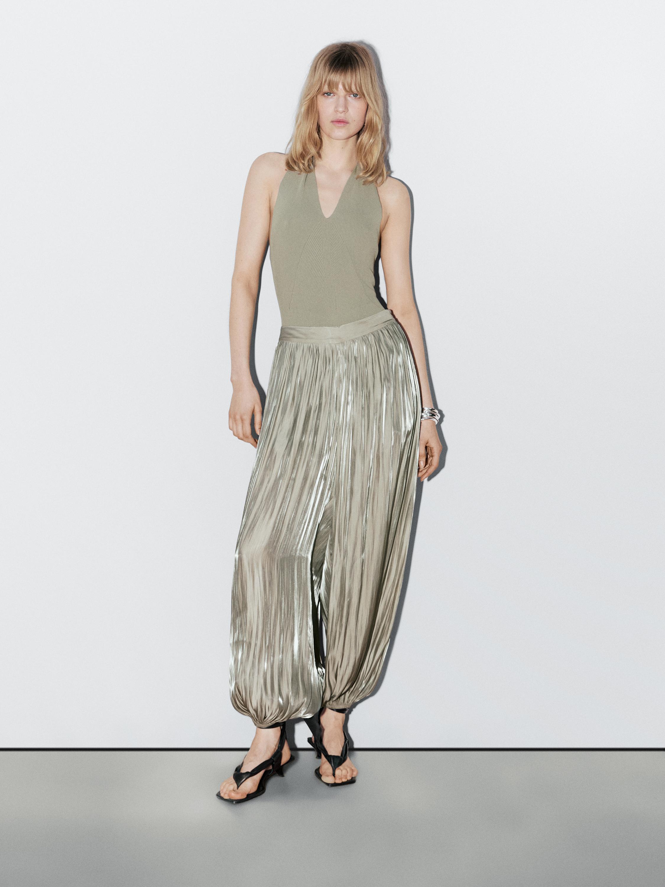 

Трикотажный боди с халтер-воротом - студия Massimo Dutti, бледно-зеленый