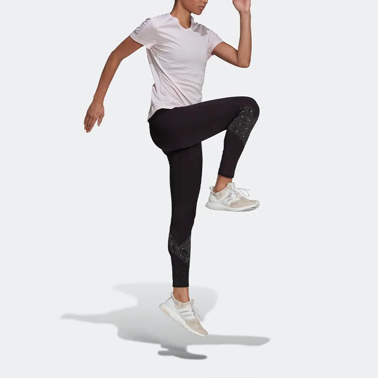 Футболка для бега женская Adidas, светло-серый розовый — фото 4