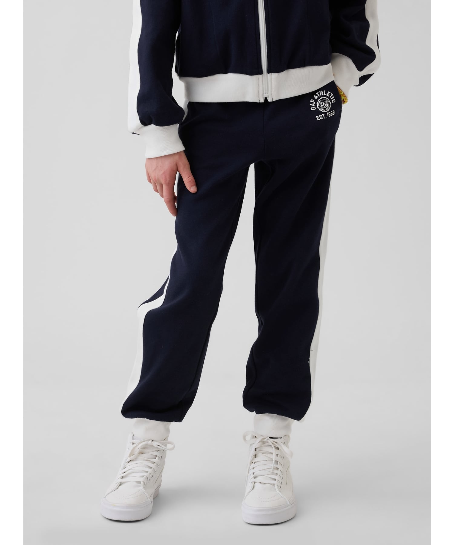 Спортивные брюки-джоггеры с логотипом (K) Athletic (детские) GAP, NAVY_UNIFORM