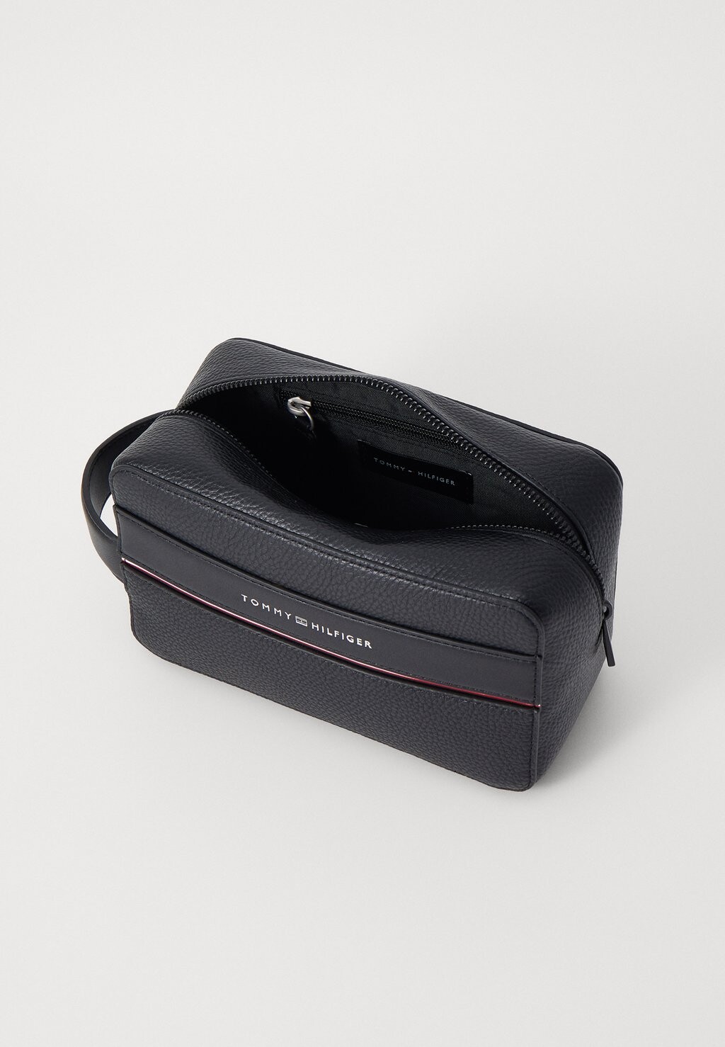 

Косметичка WASHBAG Tommy Hilfiger, черный