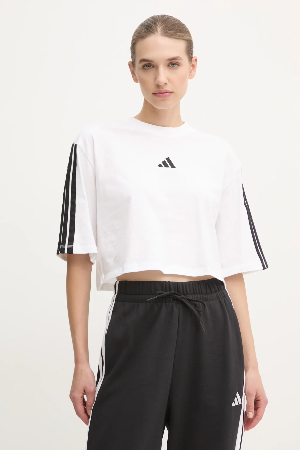 

Хлопковая футболка Essentials adidas, белый
