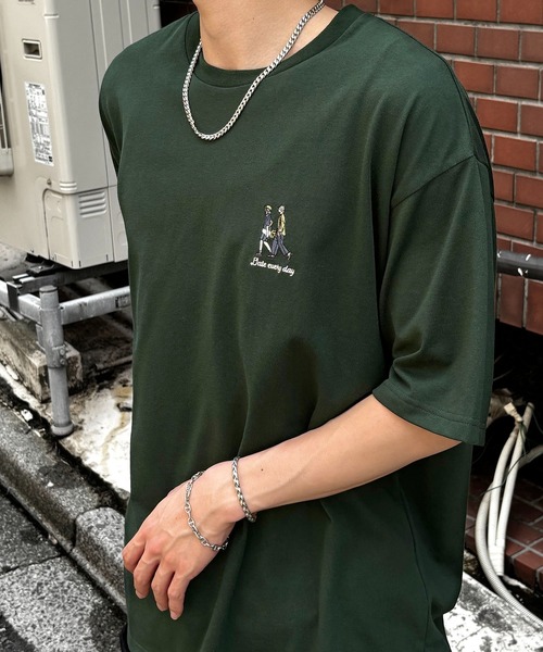 

Футболка свободного кроя с коротким рукавом, с вышитым логотипом, бренд ILL'S