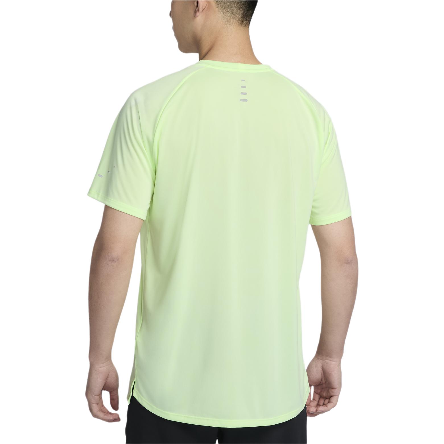 Nike Футболка Dri FIT ADV мужская ультралегкая neon yellow/reflection silver — фото 3