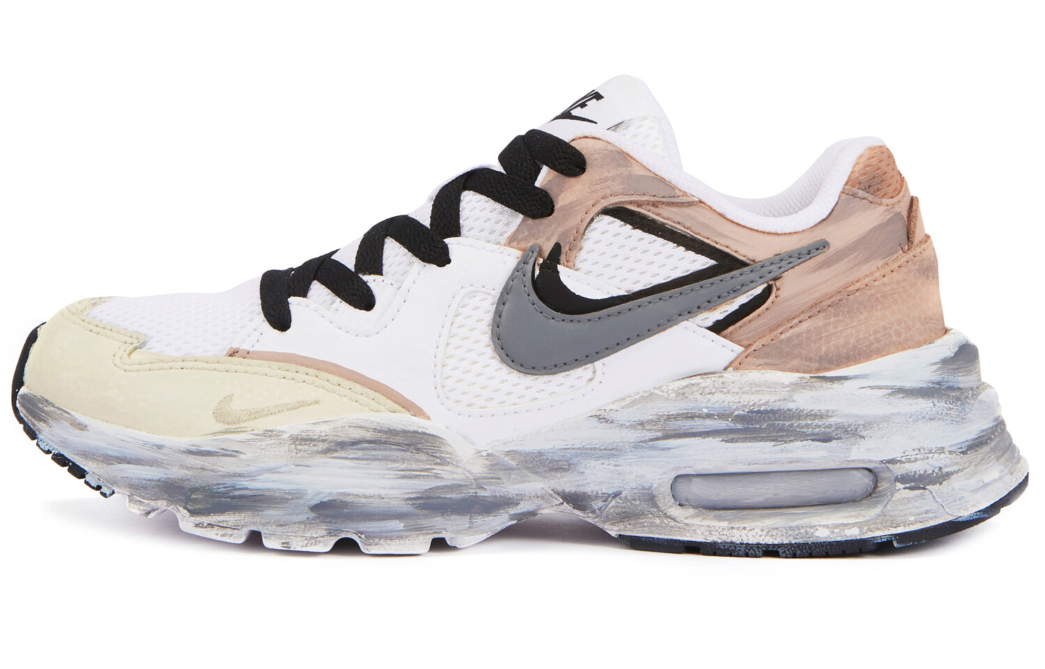 

Кроссовки Air Max Fusion женские с низким верхом коричневые/белые/серые Nike