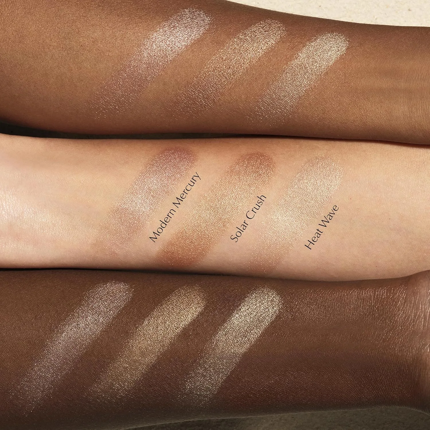 Хайлайтер-пудра Estée Lauder Bronze Goddess Highlighting Powder Gelée | Регулируемая интенсивность цвета и сияние, 0,31 унции, 01 Heatwave - Soft Champagne Gold with Luminous Pearl — фото 3