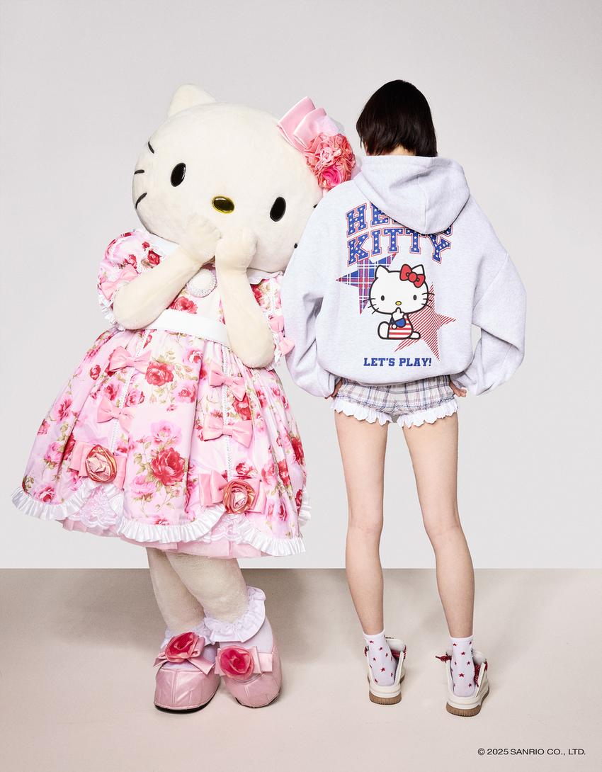 

Толстовка Hello Kitty Bershka, серый