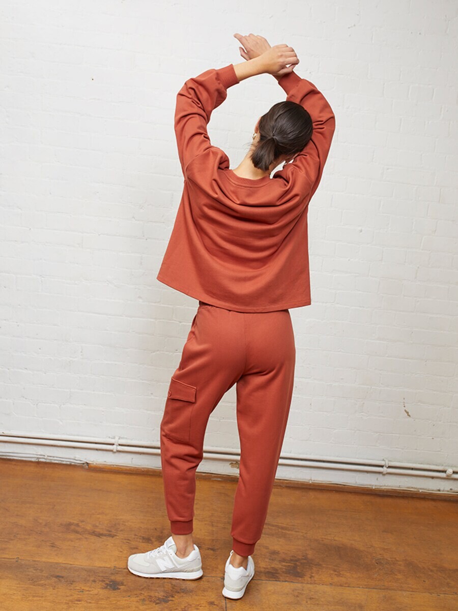 

Тканевые брюки Aligne Tapered Pants Beda, цвет auburn
