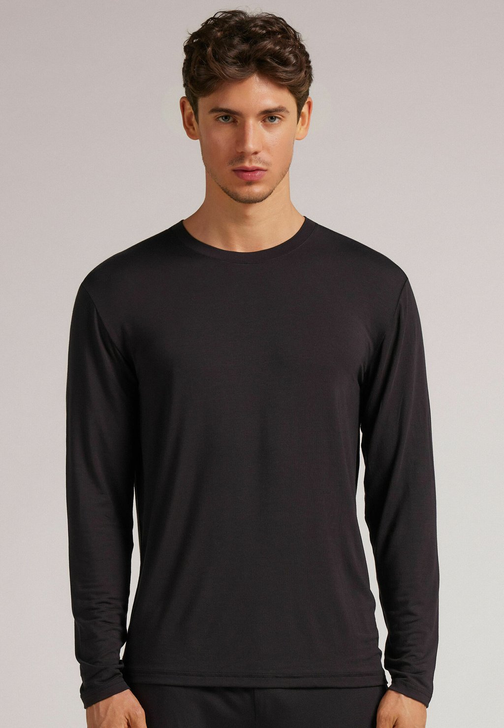 

Нижняя футболка IUMAN Intimissimi Uomo, черный