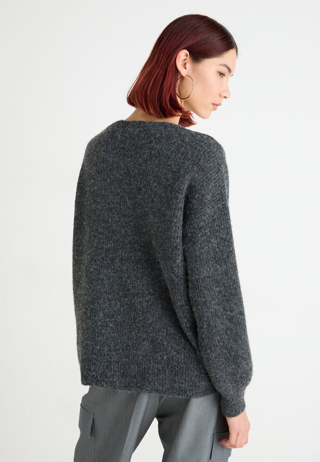 

Джемпер VMDESMA V NECK Vero Moda, серый