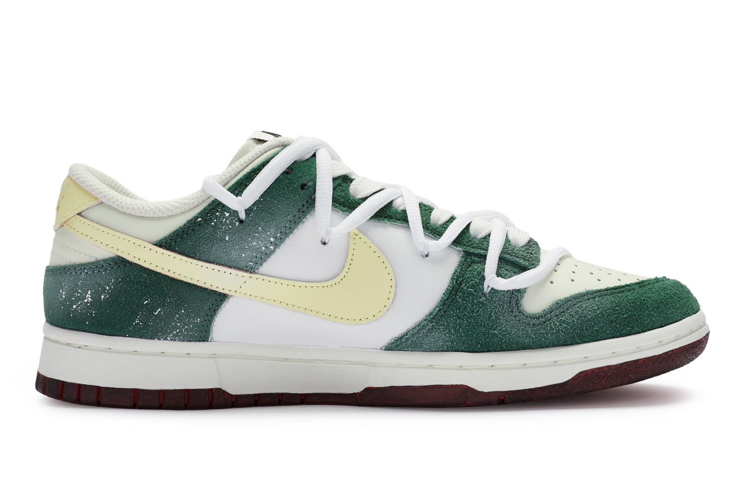 

Кроссовки Nike Dunk Skateboard Shoes Women's Low-Top White