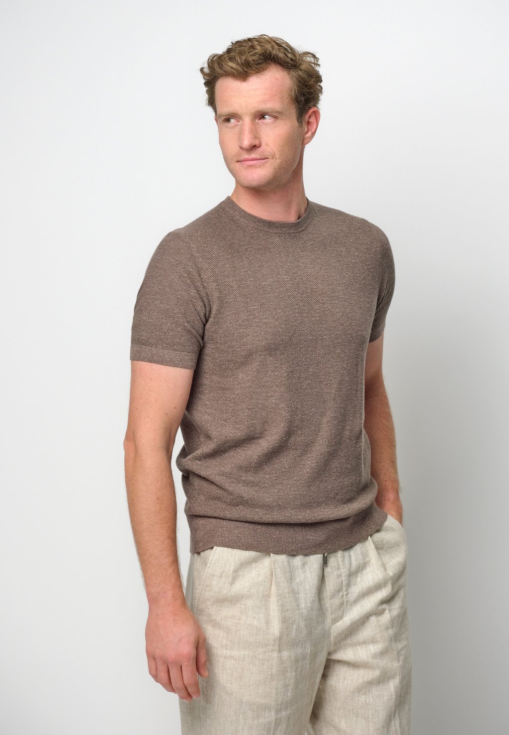 

Базовая футболка SHORT SLEEVE PROFUOMO, коричневый